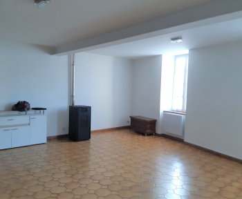 Location Appartement 3 pièces Laroque-d'Olmes (09600)
